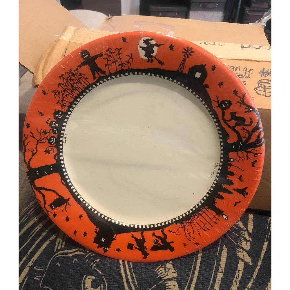 NWT HALLOWEEN PARTY Bundle Plate Dessert Plate Napkins Witch FolkArt Silhouettes